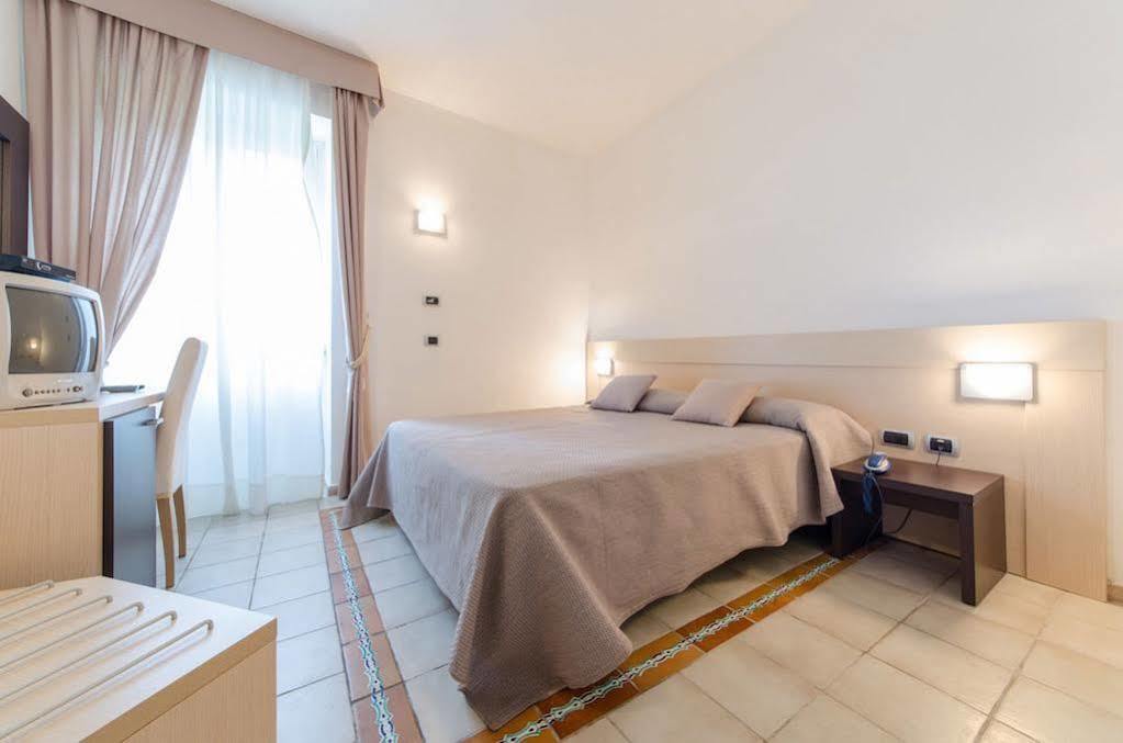 Antica 3* Maiori