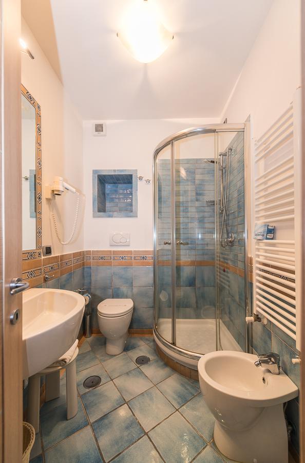 Antica 3*