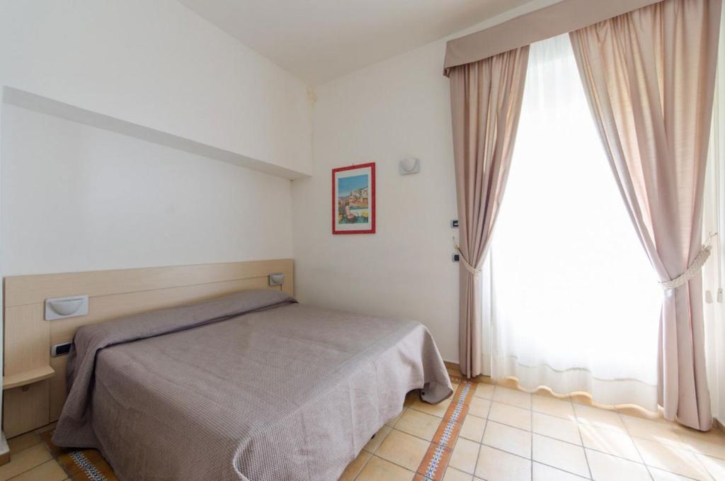 Antica 3*